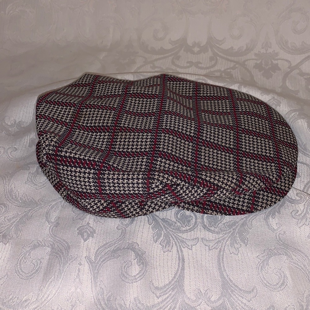 Vintage newsboy, houndstooth tweed/wool/ leather hat by Gramercy , size 7 1/8